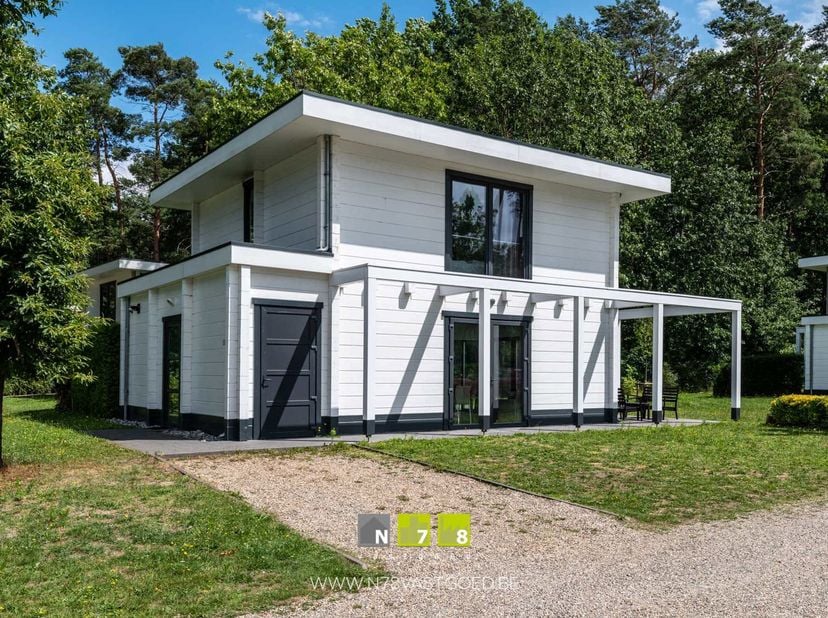 LUXE WELLNESS VAKANTIEVILLA IN ZUTENDAAL MET EEN RENDEMENT VAN 6%! <br />
Deze vakantievilla is gelegen in het park 'Mooi Zutendaal'.<br />
Landal ver