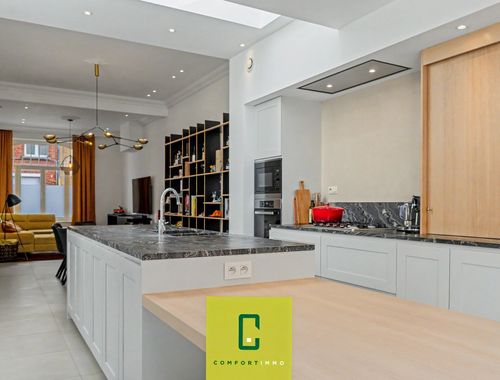                                         Maison à vendre à Assebroek, € 495.000
