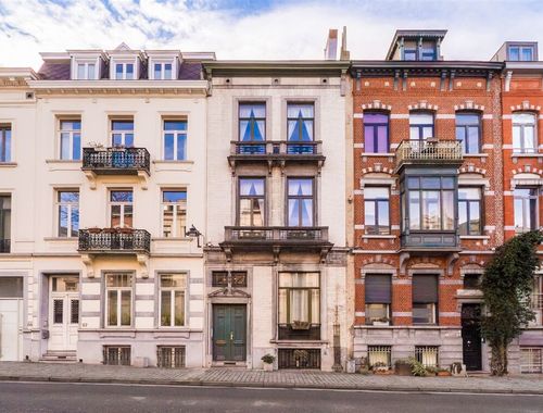                                         Commercieel Gebouw te koop in Brussel, € 1.425.000
