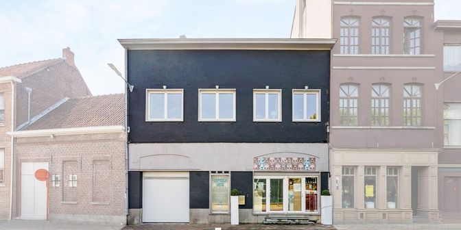 Huis te koop in Stationsstraat 1, 8870 Izegem