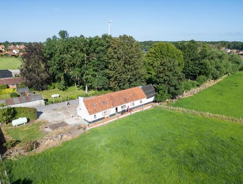                                         Cottage à vendre à Ruddervoorde, € 339.000
