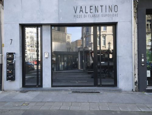                                         Handelszaak te huur in Antwerpen, € 2.500
