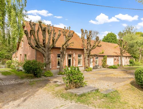                                         Horeca à vendre à Mol, € 825.000

