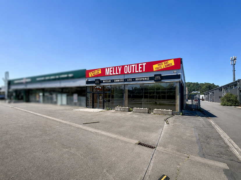 Infos et visites au 0499/38.70.67.67.<br />
EasyHome a le plaisir de vous présenter ce magnifique espace commercial situé à Bierges (Wavre), au sein d