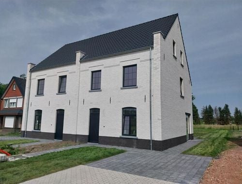                                         Maison à vendre à Leopoldsburg, € 410.000
