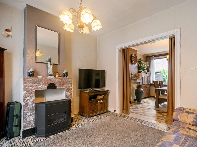 Maison à rénover avec jardin à Herentals !<br />
<br />
La maison date de 1935 et doit être rénovée pour répondre aux normes énergétiques actuelles.<b