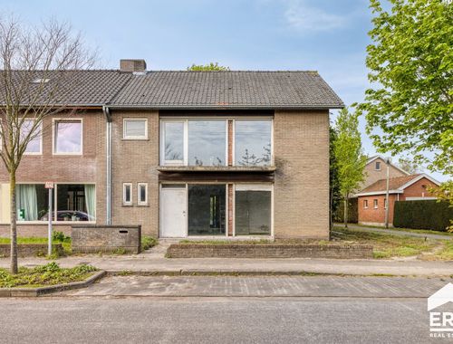                                         Maison à vendre à Sint-Andries, € 359.000
