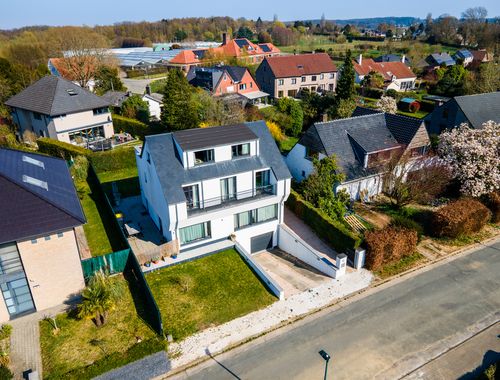                                         Villa à vendre à Sterrebeek, € 890.000
