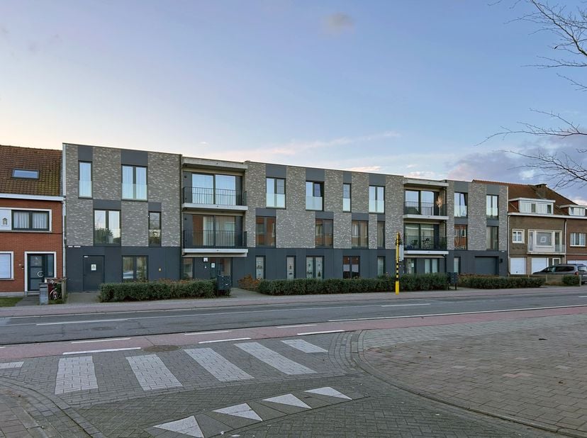 Ondergrondse autostaanplaats in residentie "THE SILVER RESIDENCE"<br />
<br />
Bent u op zoek naar een autostaanplaats in Schoten of naar een veilige
