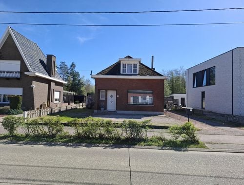                                         Maison à vendre à Begijnendijk, € 299.000
