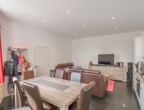                                         Appartement te huur in Mettet, € 775
