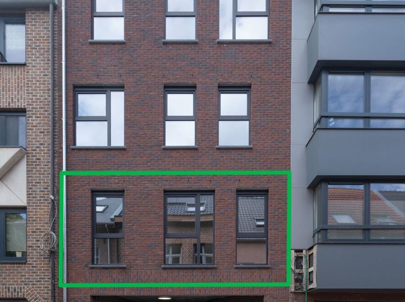 APPARTEMENT OP VERDIEPING 1 MET 2 SLAAPKAMERS, LIFT EN TERRAS TE MAASEIK.<br />
WERKWIJZE HUURDOSSIER<br />
Interesse? Surf dan zeker naar onze advert