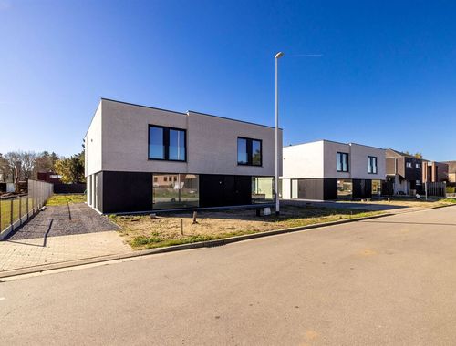                                         Eengezinswoning te koop in Veerle, € 399.000
