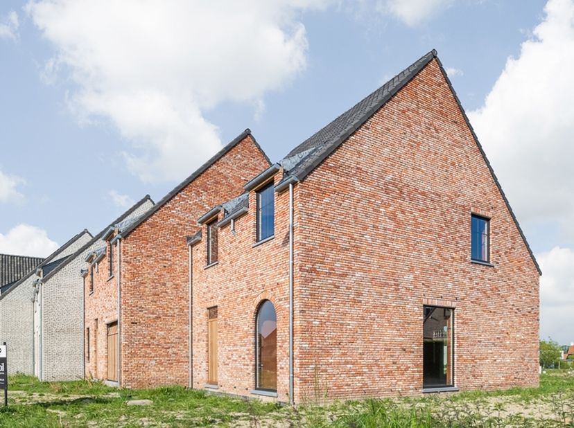 Huis te koop in Steenstraat 98,
                    8760 Meulebeke
