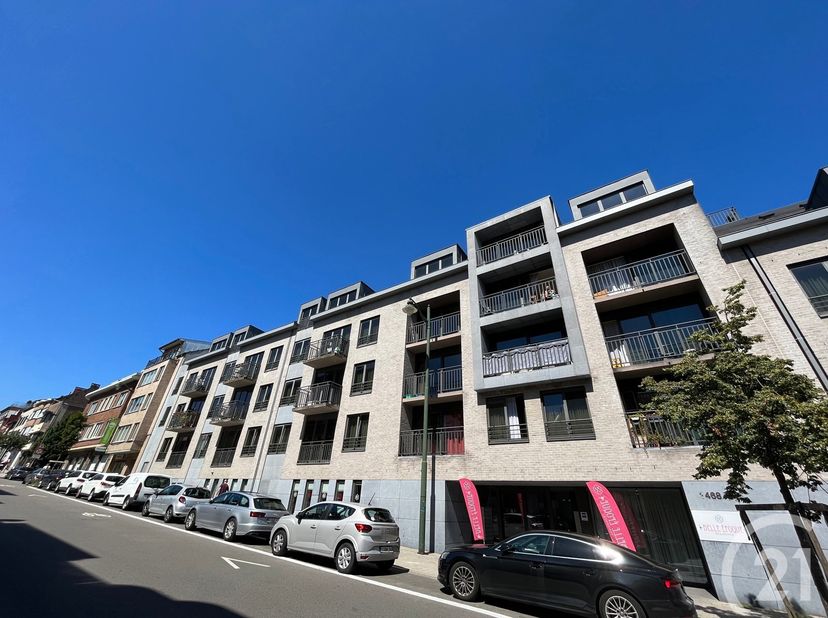 EN ATTENTE DU COMPROMIS DE VENTE ---- SENIORENRESIDENTIE "La Belle Epoque", lichtrijk appartement met 2 slaapkamers van ca. 63m² (volgens EPC), gelege