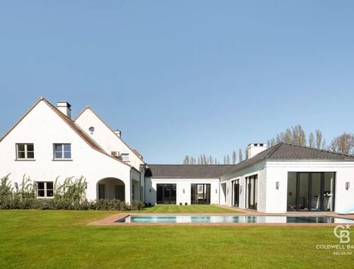                                         Villa à vendre à Halle, € 2.400.000
