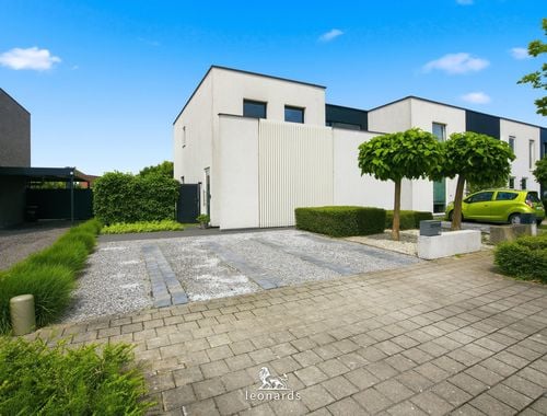                                         Maison à vendre à Deerlijk, € 349.000
