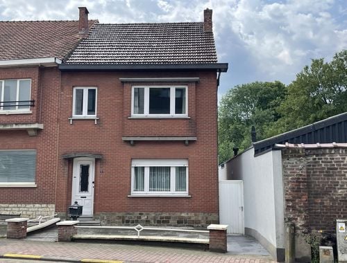                                         Maison à vendre à Zoutleeuw, € 249.000
