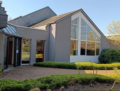                             Bedrijfsgebouw te koop in Westmeerbeek
