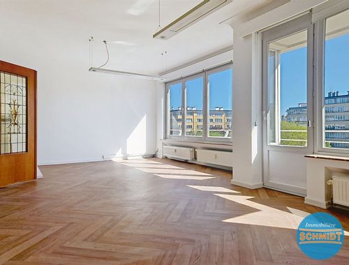                                         Appartement à louer à Etterbeek, € 1.200
