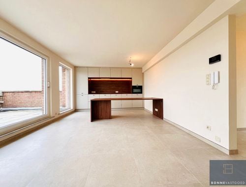                                         Penthouse te koop in Eeklo, € 219.000
