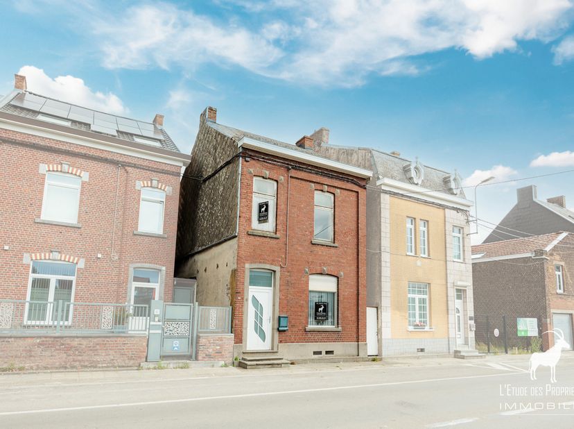 Huis te koop in ,
                    7160 Chapelle-lez-Herlaimont
