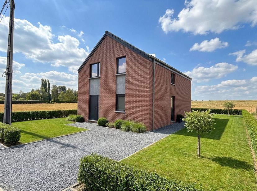 Maison à vendre à Rue de Hanret 43 A,
                    5380 Cortil-Wodon