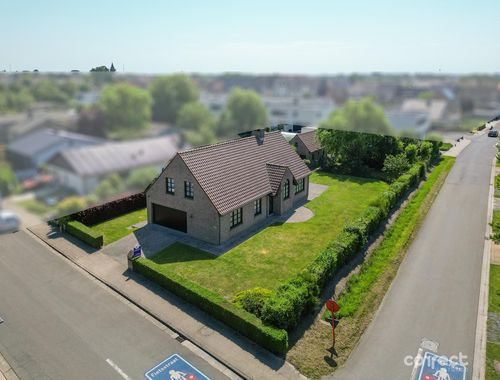                                         Maison à vendre à Eernegem, € 499.000
