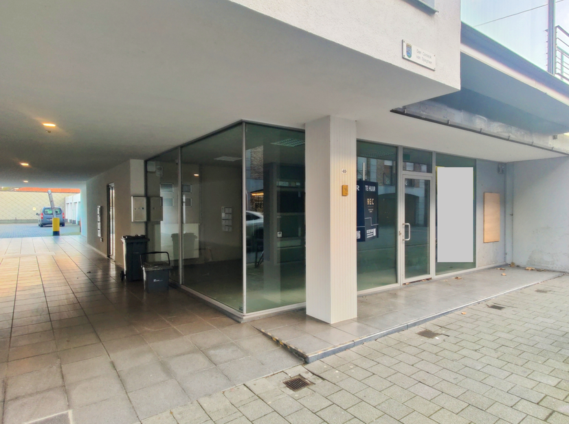 Modern en veelzijdig handelspand te huur in hartje Turnhout<br />
Ontdek dit instapklare handelspand met een uitstekende ligging in het bruisende cent