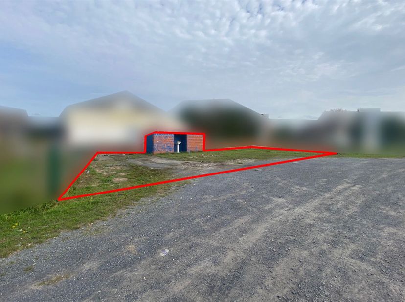 Grond te koop in Chaussée de Devant la Ville,
                    7604 Callenelle