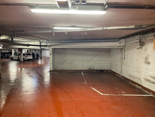                                         Staanplaats te koop in Leuven, € 35.000
