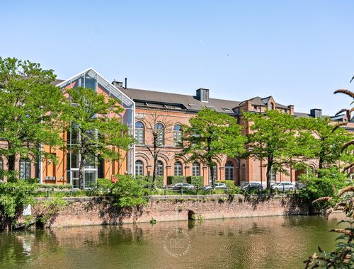                                         Bien commercial à vendre à Gent, € 585.000
