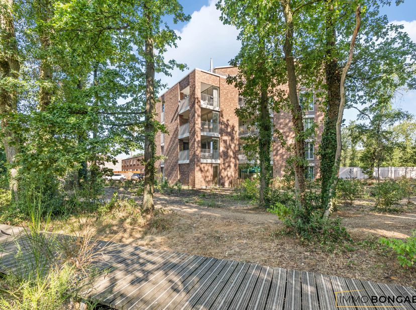 Appartement te koop in Maria Vangeneugdenstraat 30,
                    3600 Genk
