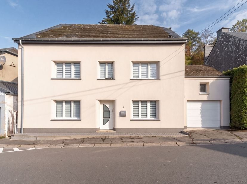 Huis te koop in Rue Sur-la-Rulles 2,
                    6720 Habay-la-Neuve