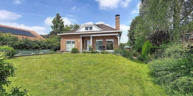 Huis te koop in Rue du Chêne du Bus 15, 7700 Lowingen