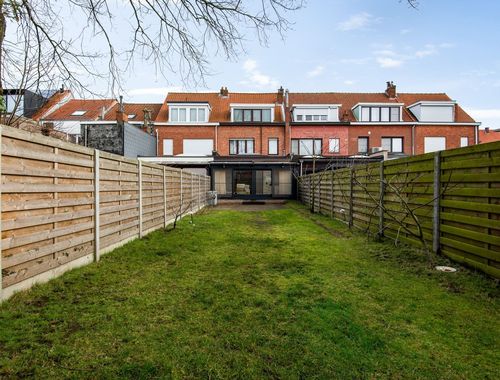                                         Eengezinswoning te koop in Hoboken, € 385.000
