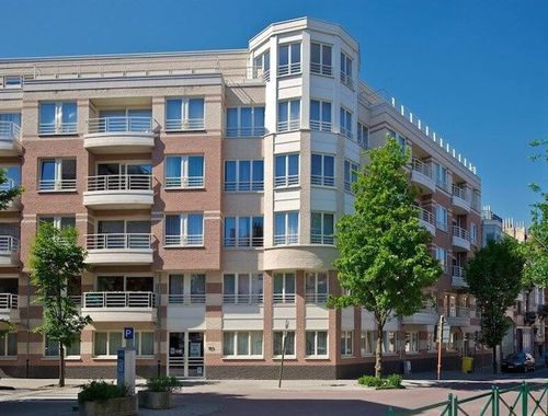                                         Appartement à louer à Etterbeek, € 1.275
