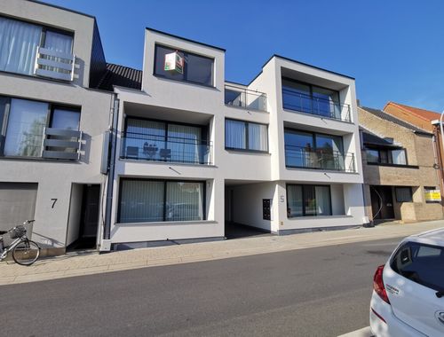                                        Appartement te huur in Pittem, € 700
