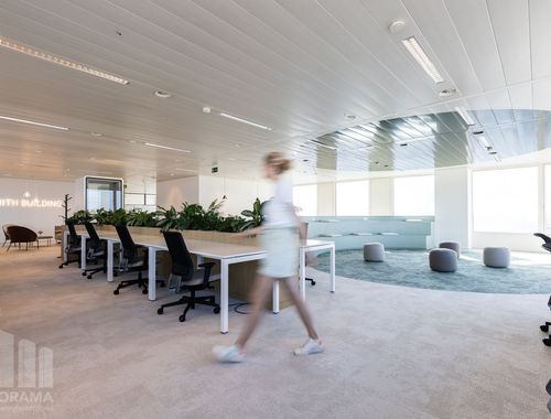                                         Bureaux à louer à Schaerbeek, € 7.247
