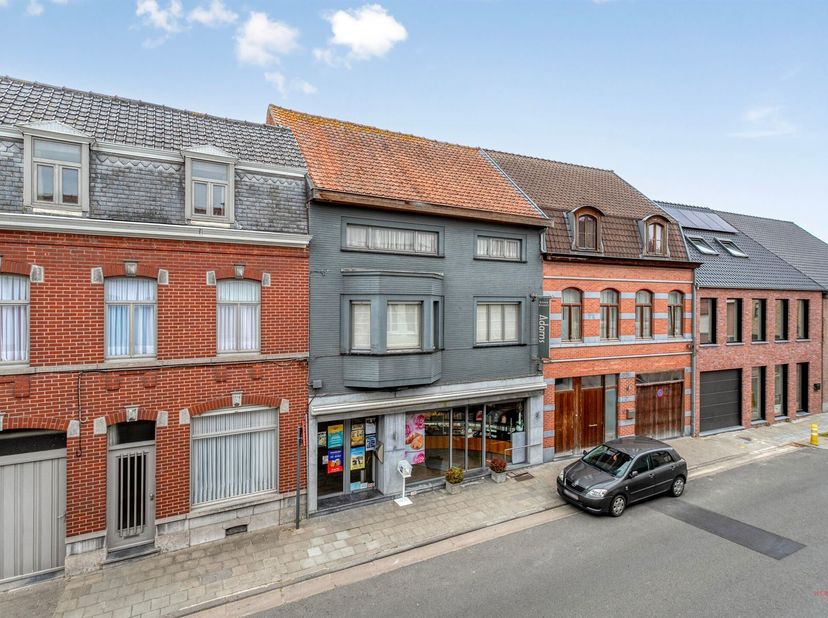 Bien professionnel à vendre à Markegemstraat 6,
                    8720 Dentergem