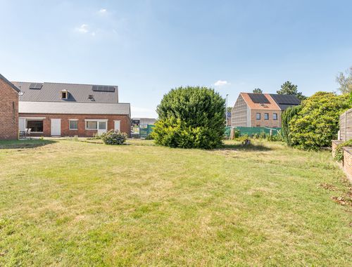                                         Terrain à vendre à Hallaar, € 190.000
