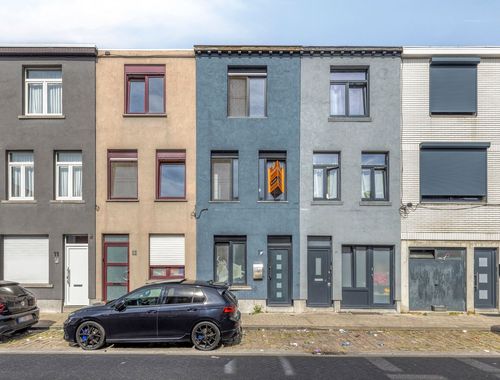                                         Maison à vendre à Deurne, € 339.000
