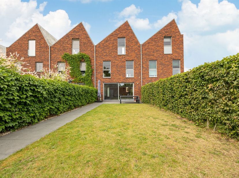 Maison à vendre à Reetsesteenweg 177,
                    2630 Aartselaar
