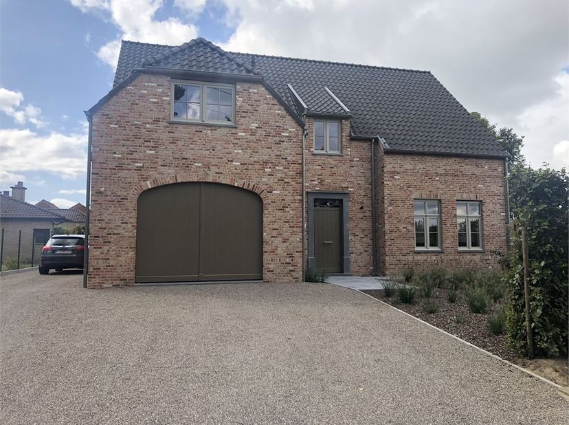Maison à vendre
                    à 9810 Eke