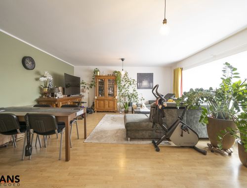                                         Appartement à louer à Borsbeek, € 1.200
