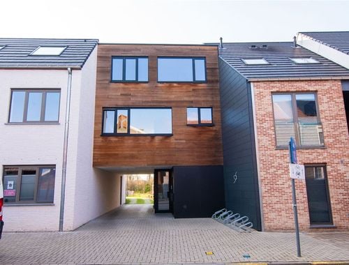                                         Triplex te huur in Heers, € 1.080
