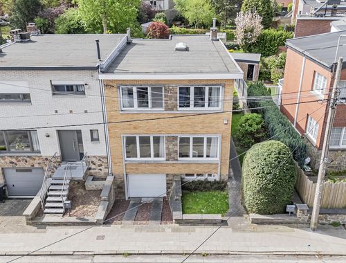                                         Woning te koop in Loncin, € 339.000
