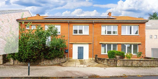 Huis te koop in Rue des Volontaires 17-19, 1332 Genval