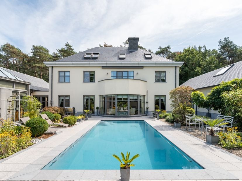 Huis te koop in Armand Maclotlaan 22,
                    3600 Genk