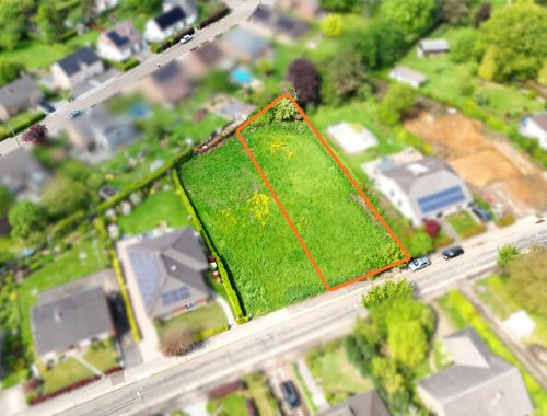                                         Bouwgrond te koop in Housse, € 169.000
